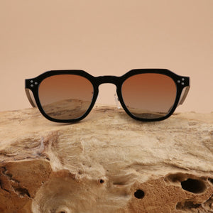 QUADRAT NEGRO ROJIZO